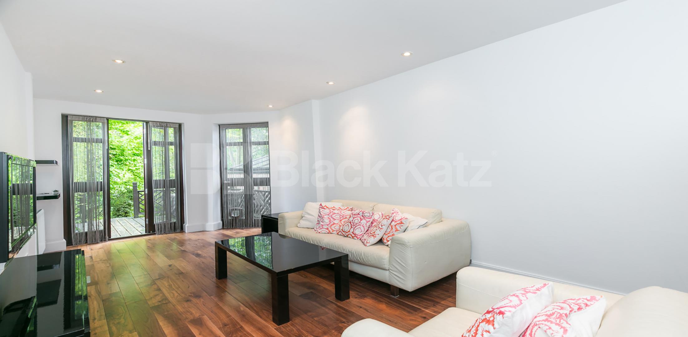 			New Instruction! Private patio and garden flat!, 1 Bedroom, 1 bath, 1 reception Flat			 Talbot Road, Highgate